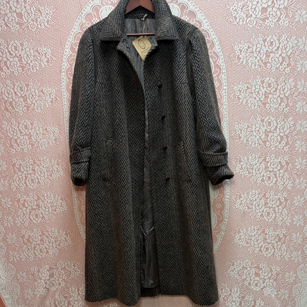 Vintage Del Mod 80% Llama Herringbone Coat